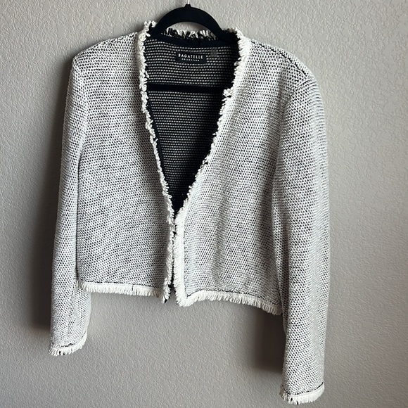 Bagatelle Collection Black & Ivory Blazer with Shoulder Pads Size XL - Picture 14 of 14